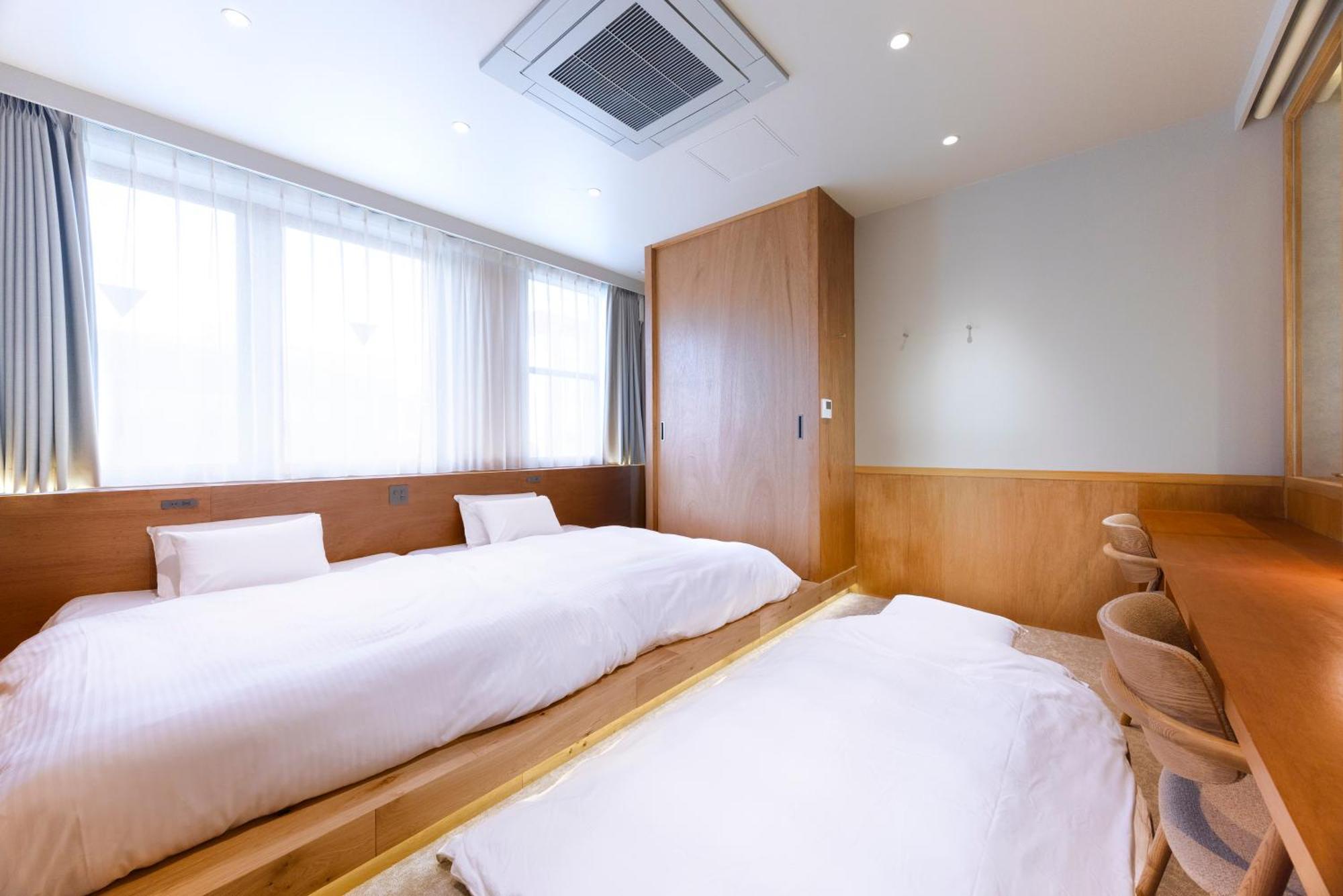 Yuuro Bath-living Ryogoku アパート *